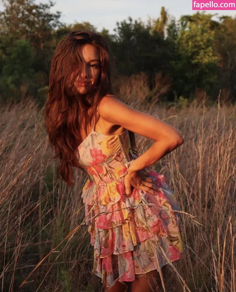 Taylor Alesia Onlyfans Photo Gallery 