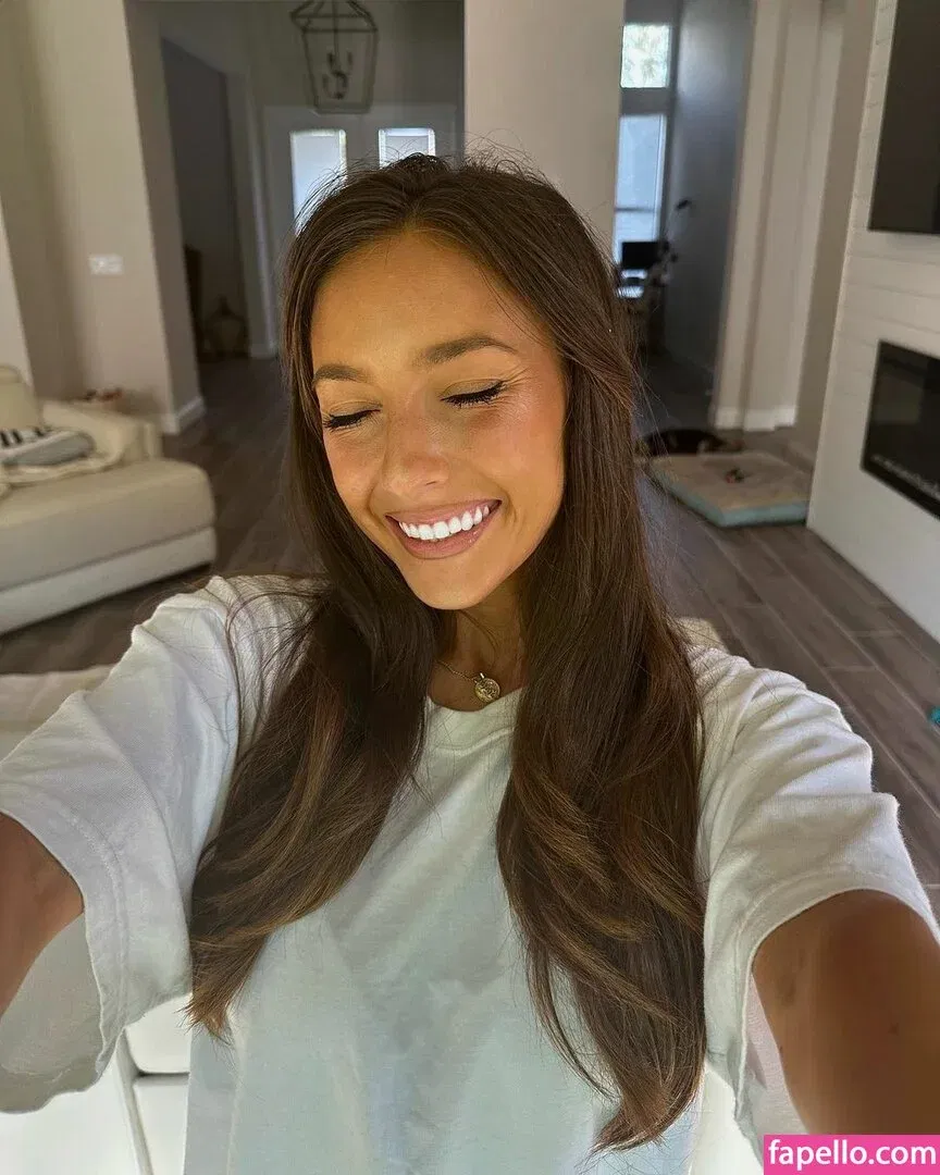 Taylor Alesia Onlyfans Photo Gallery 