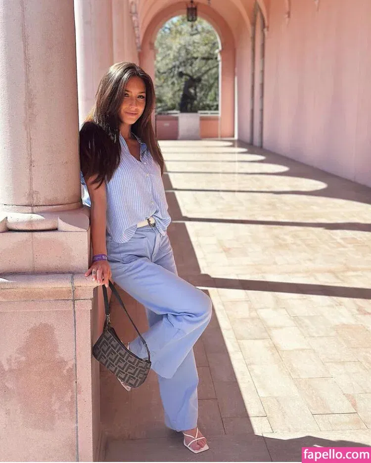 Taylor Alesia Onlyfans Photo Gallery 