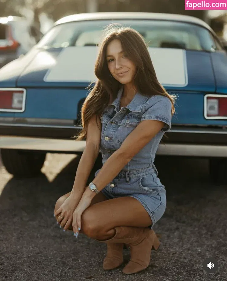 Taylor Alesia Onlyfans Photo Gallery 