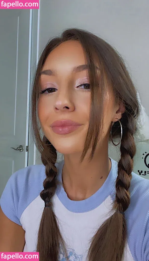 Taylor Alesia Onlyfans Photo Gallery 