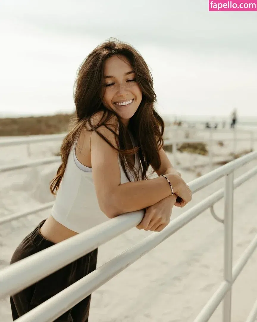 Taylor Alesia Onlyfans Photo Gallery 