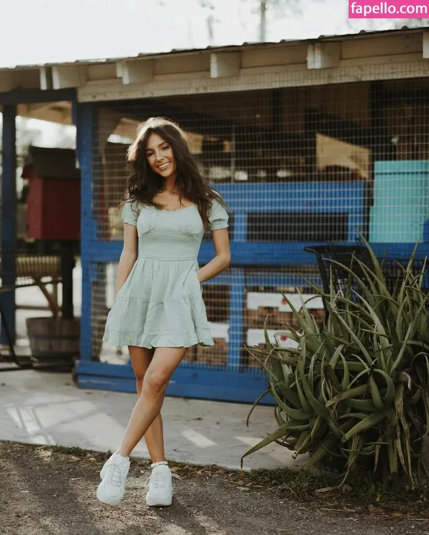 Taylor Alesia Onlyfans Photo Gallery 