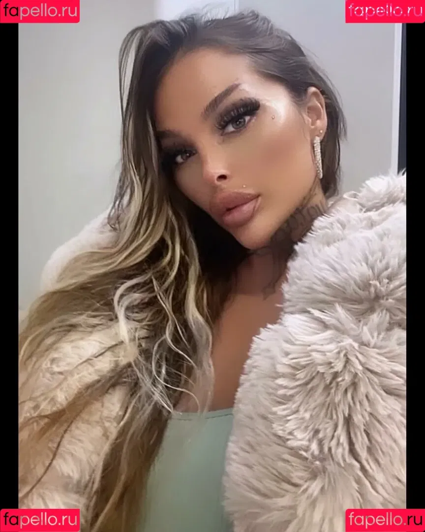 lola_official Onlyfans Photo Gallery 