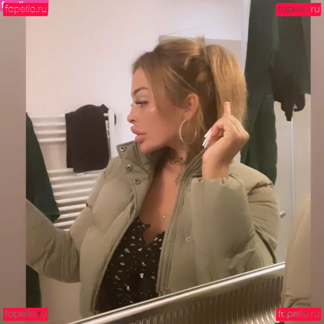 lola_official Onlyfans Photo Gallery 