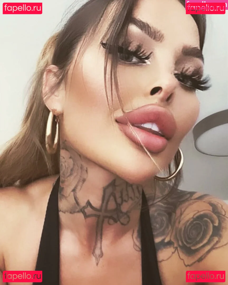 lola_official Onlyfans Photo Gallery 