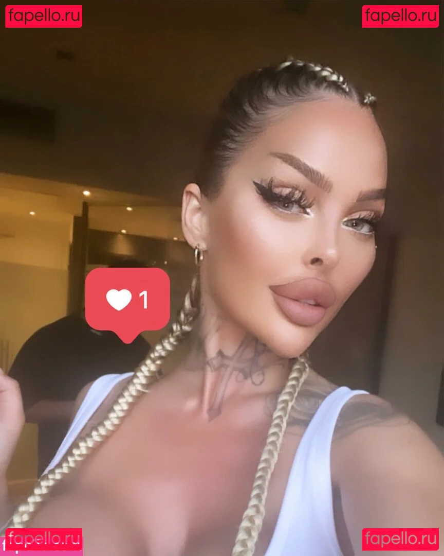 lola_official Onlyfans Photo Gallery 