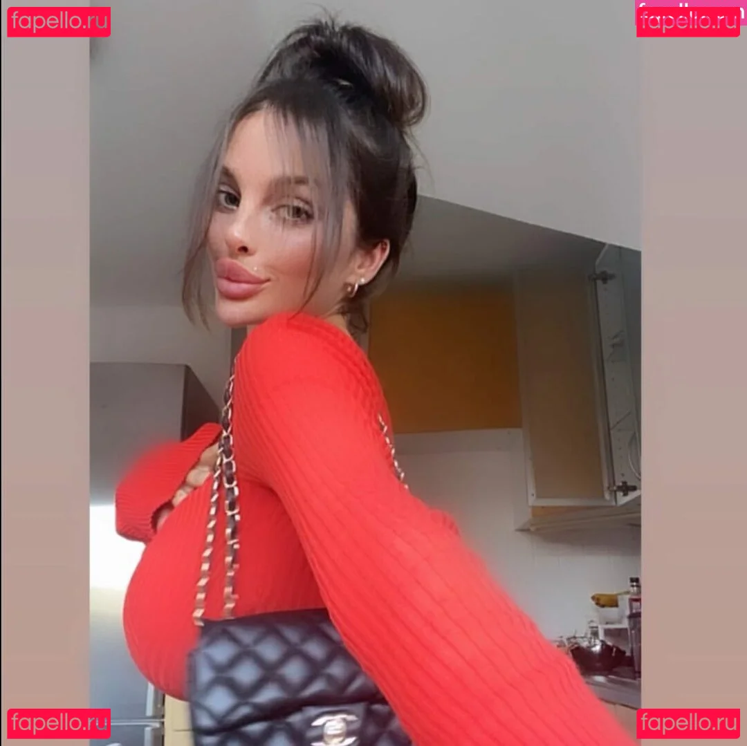 lola_official Onlyfans Photo Gallery 