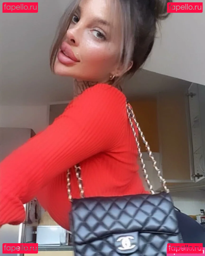 lola_official Onlyfans Photo Gallery 