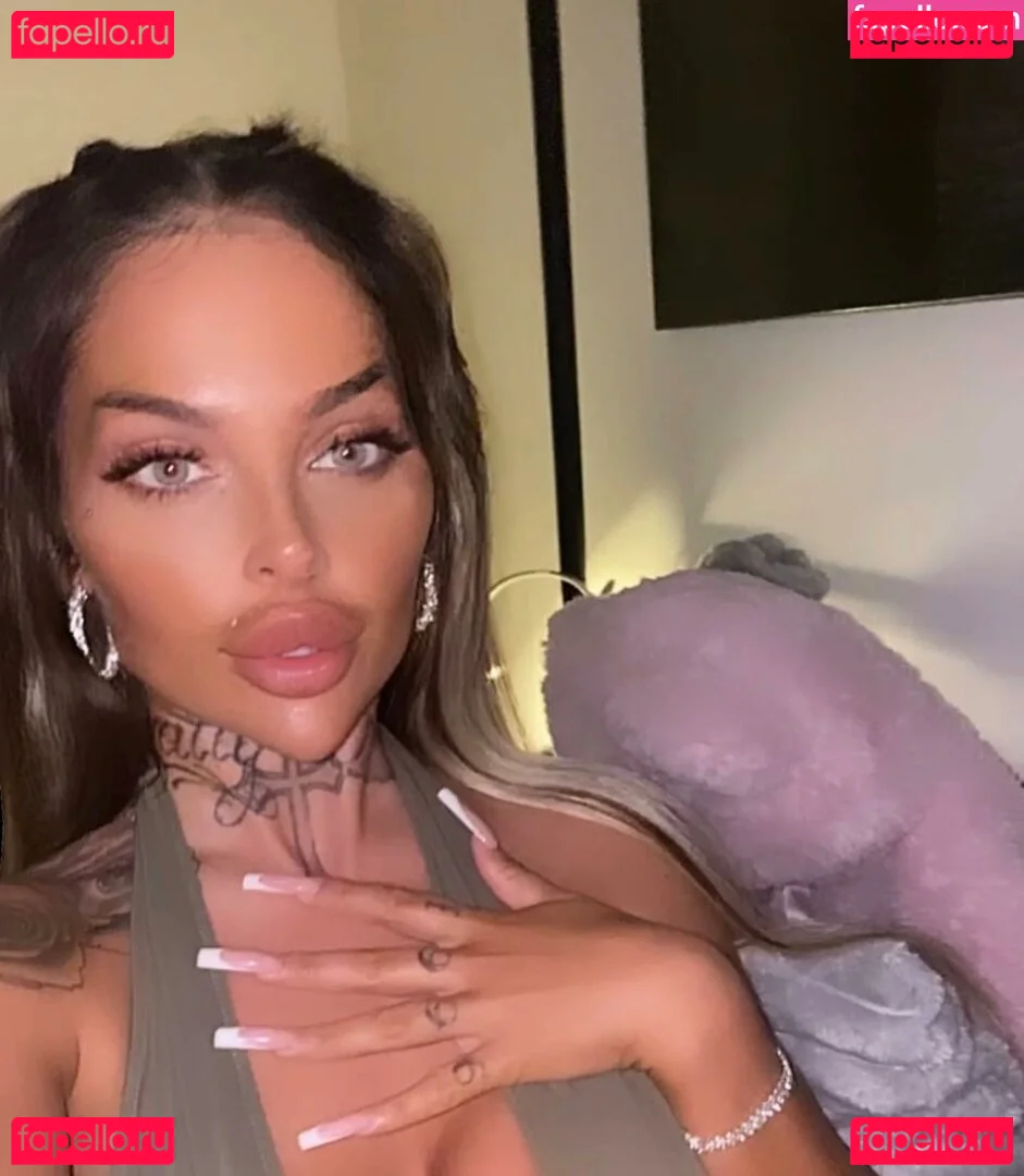 lola_official Onlyfans Photo Gallery 