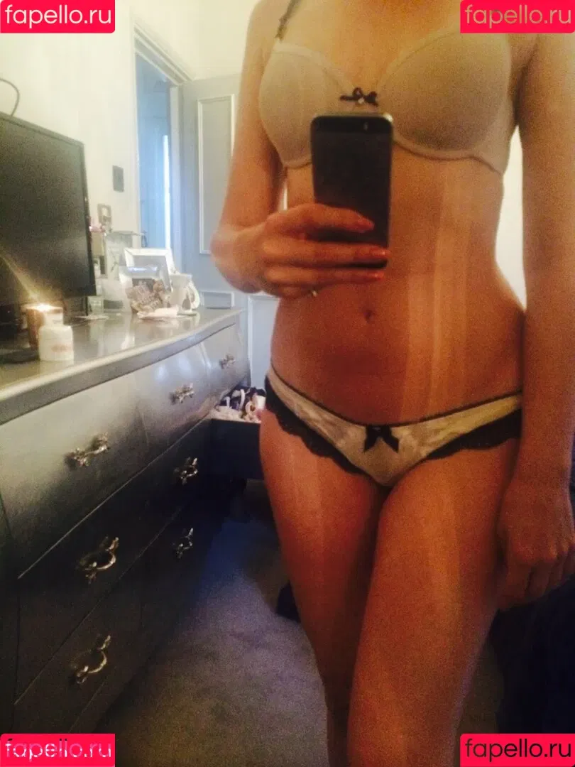 Olivia Lee Onlyfans Photo Gallery 