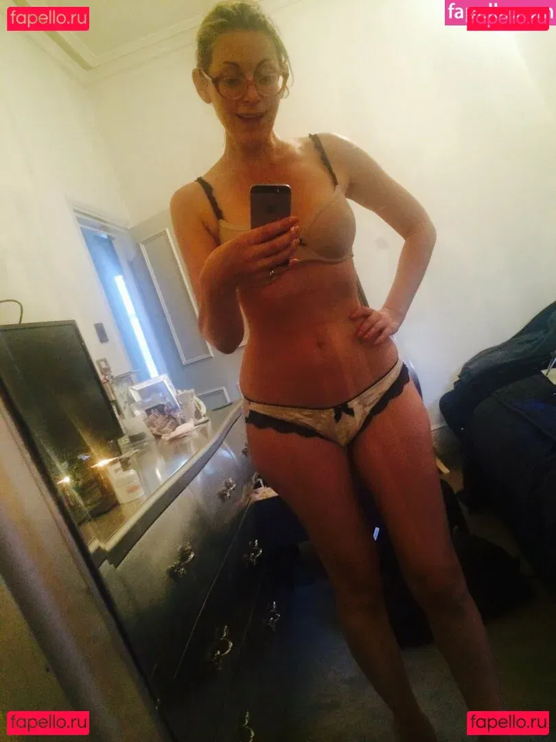 Olivia Lee Onlyfans Photo Gallery 