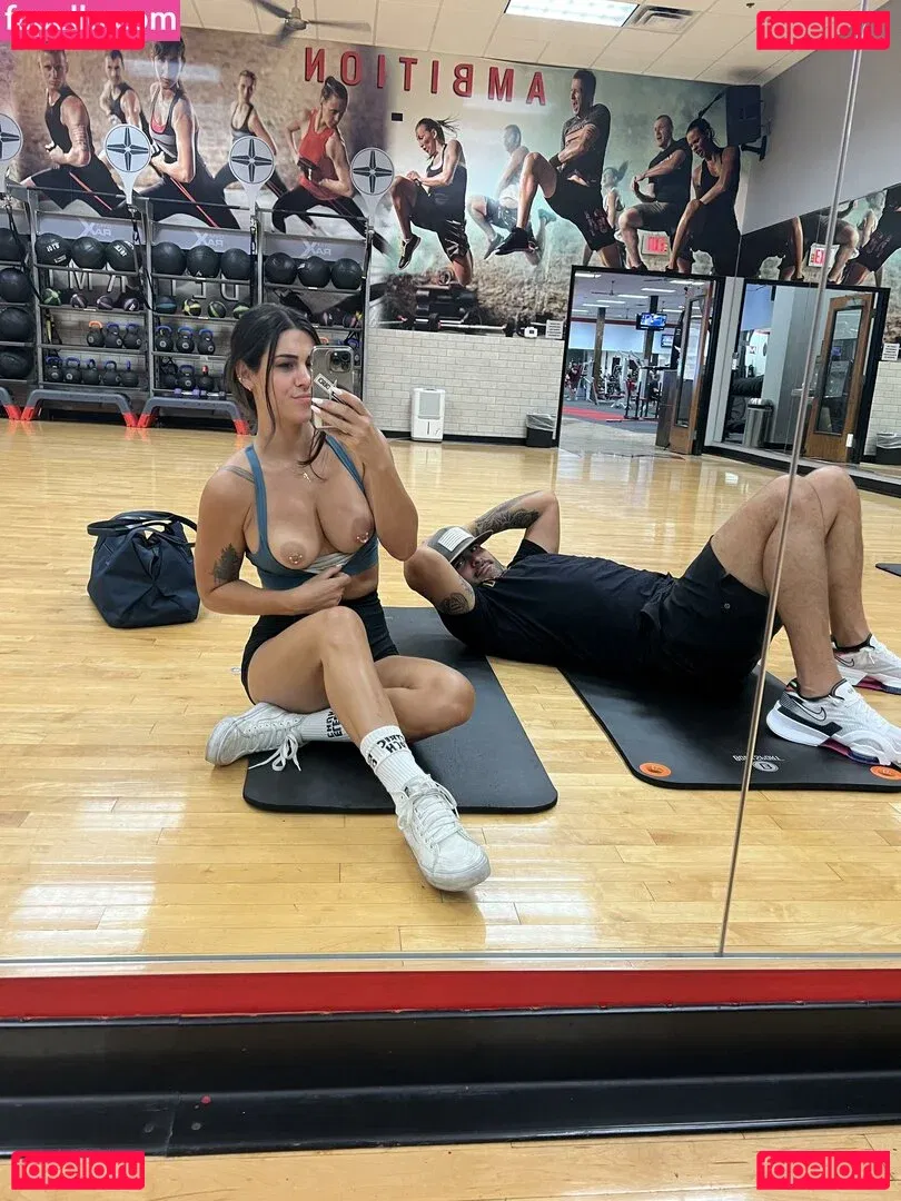 Sloane Nash Onlyfans Photo Gallery 