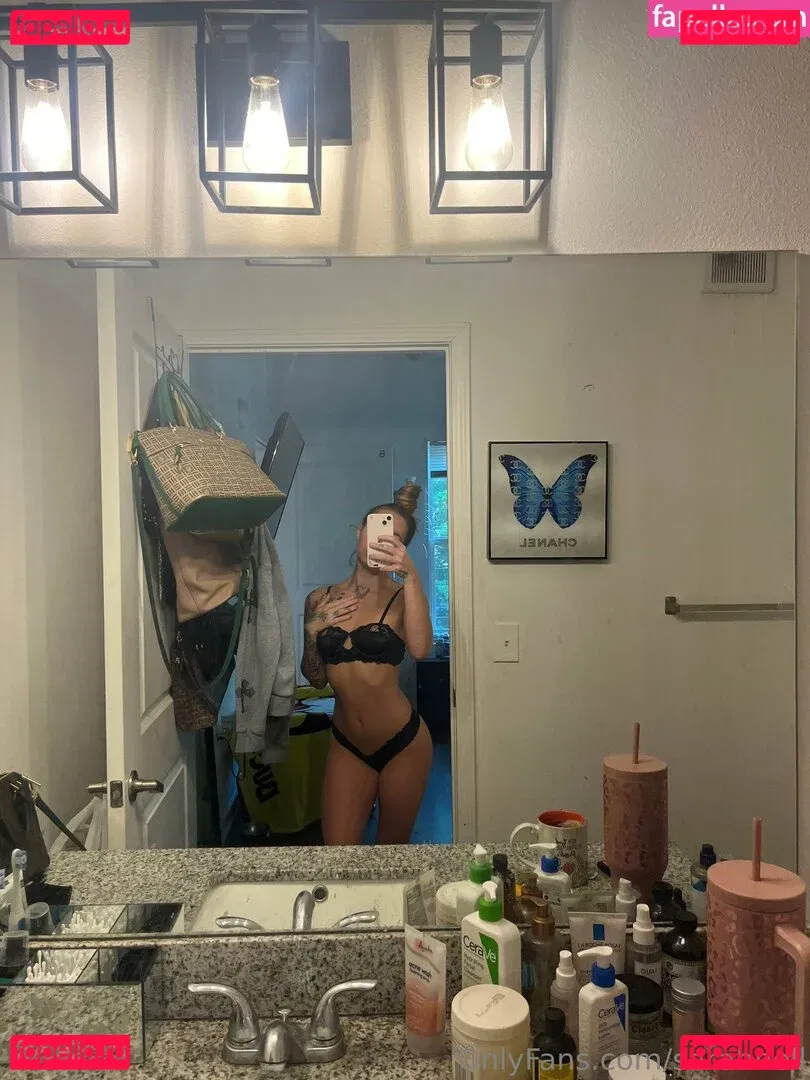 sarahnell Onlyfans Photo Gallery 