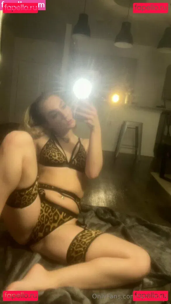 sarahnell Onlyfans Photo Gallery 