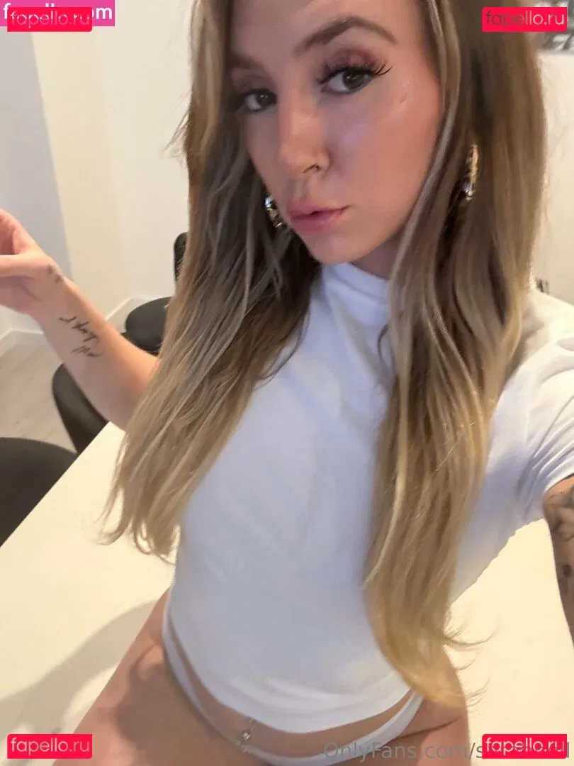 sarahnell Onlyfans Photo Gallery 