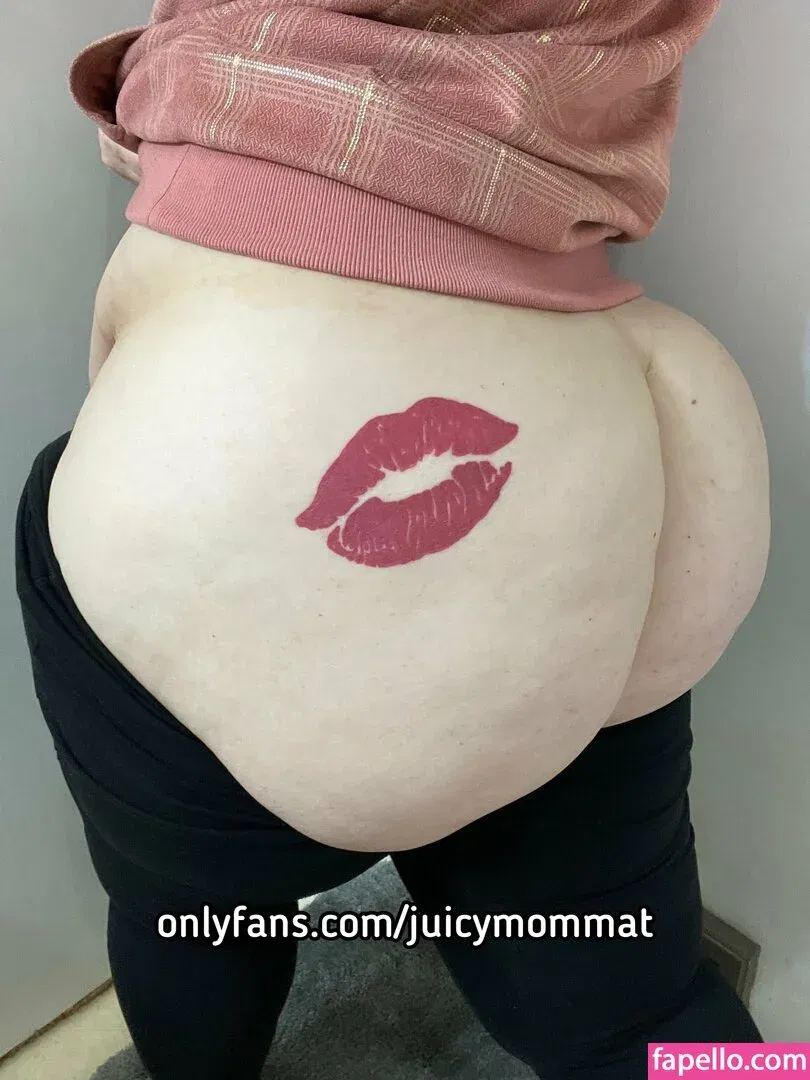 JuicymommaT Onlyfans Photo Gallery 