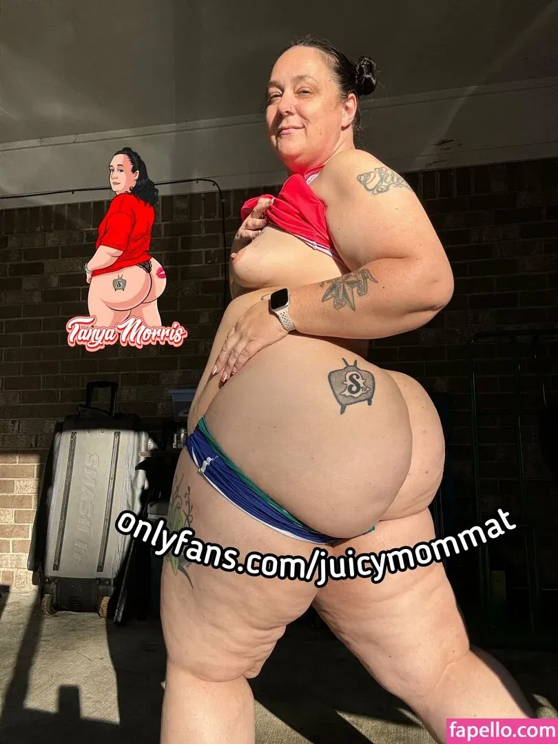 JuicymommaT Onlyfans Photo Gallery 