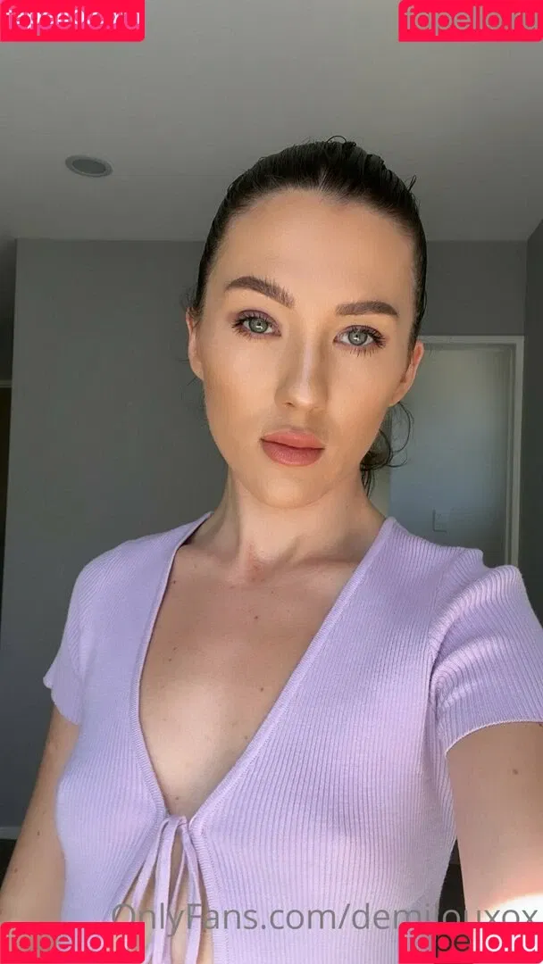 demilouxox Onlyfans Photo Gallery 