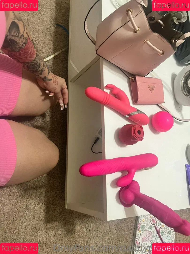 kendallknightt Onlyfans Photo Gallery 