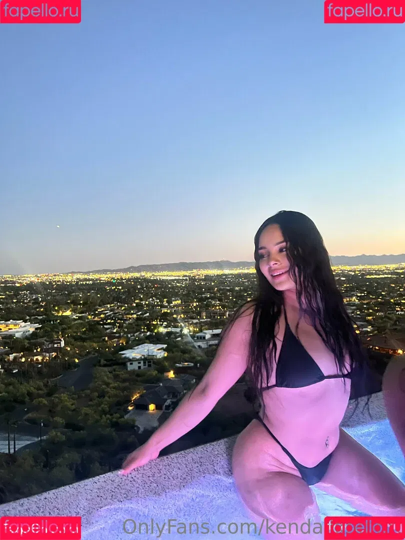 kendallknightt Onlyfans Photo Gallery 