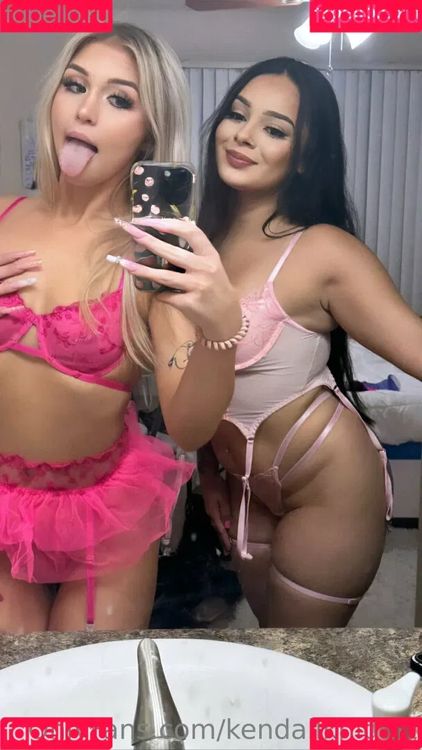 kendallknightt Onlyfans Photo Gallery 