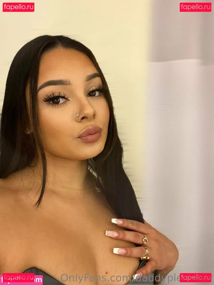 kendallknightt Onlyfans Photo Gallery 