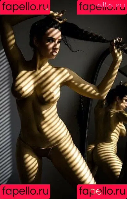 Paris Dylan Onlyfans Photo Gallery 