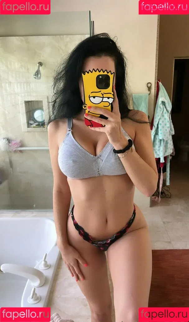 Paris Dylan Onlyfans Photo Gallery 