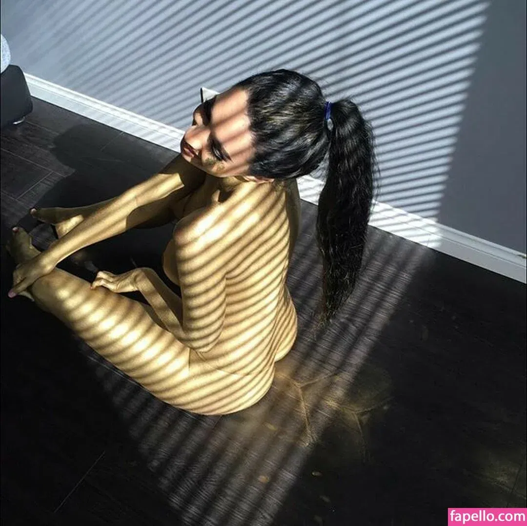 Paris Dylan Onlyfans Photo Gallery 