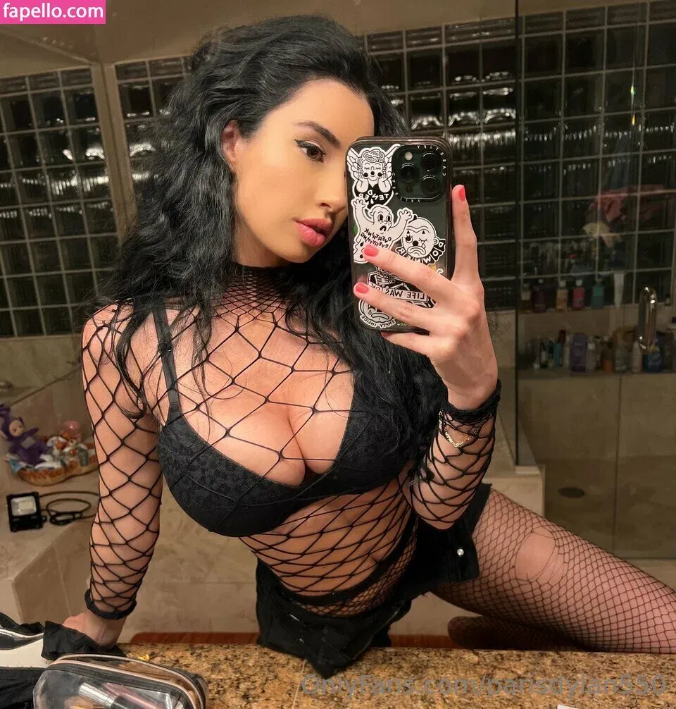 Paris Dylan Onlyfans Photo Gallery 