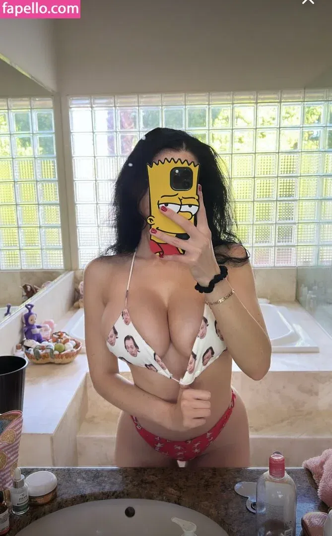 Paris Dylan Onlyfans Photo Gallery 