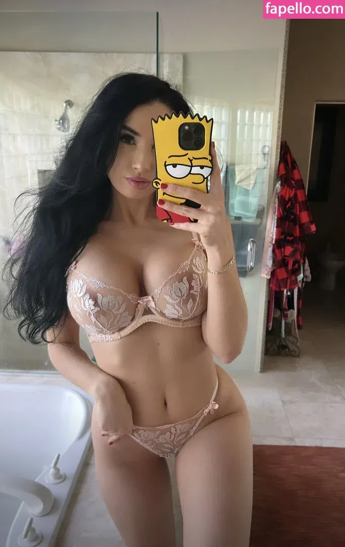 Paris Dylan Onlyfans Photo Gallery 