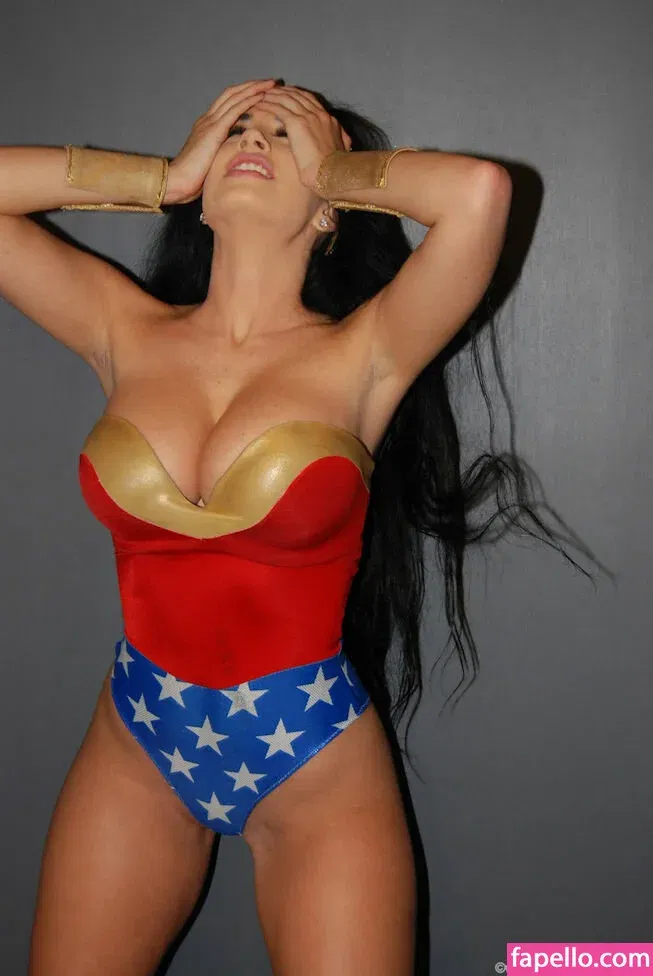 Paris Dylan Onlyfans Photo Gallery 