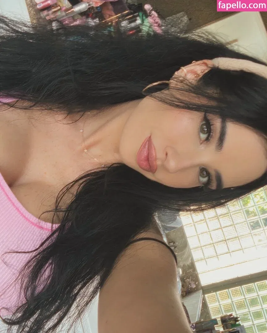 Paris Dylan Onlyfans Photo Gallery 