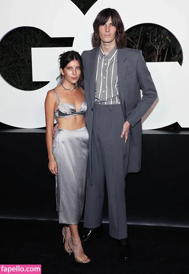 Paris Dylan Onlyfans Photo Gallery 