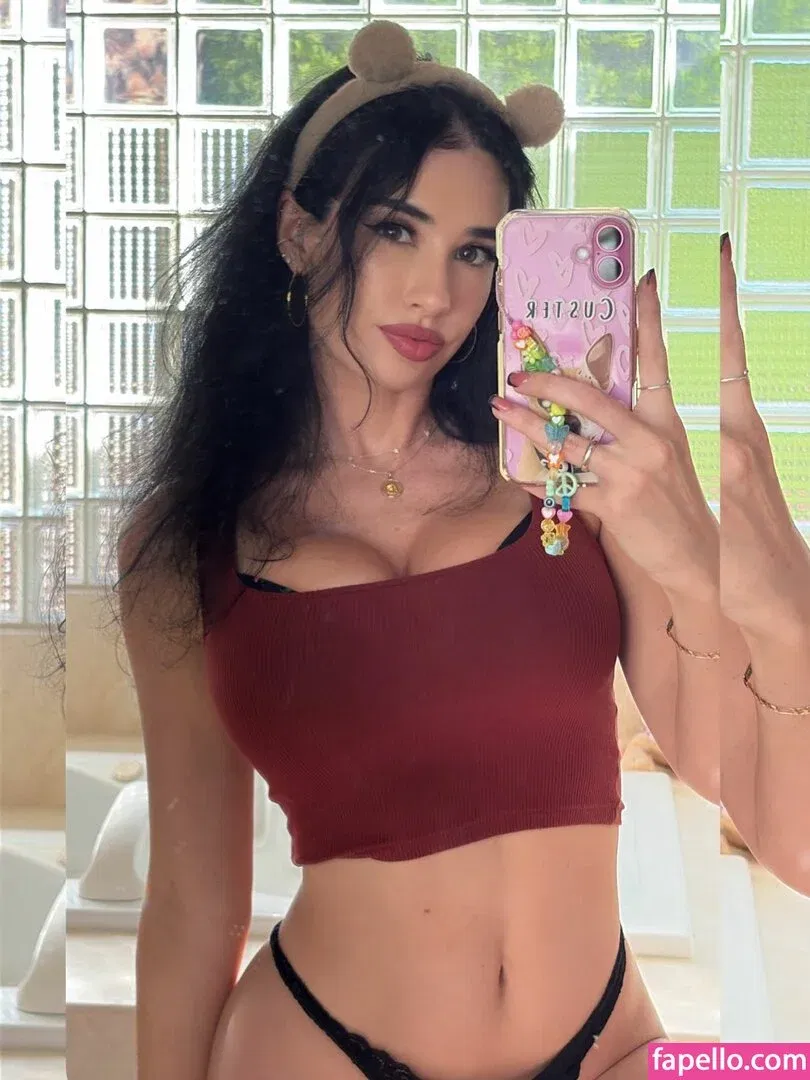 Paris Dylan Onlyfans Photo Gallery 