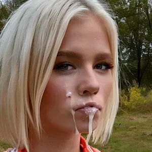 AI Porn Pics Onlyfans Photo Gallery 