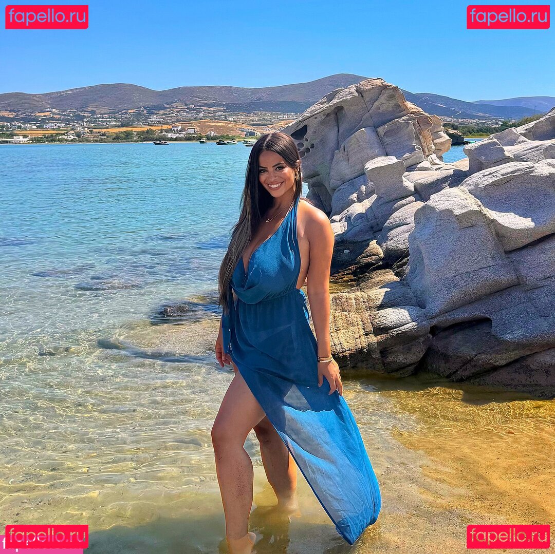 Carolina Barros Nude Onlyfans Photo 3