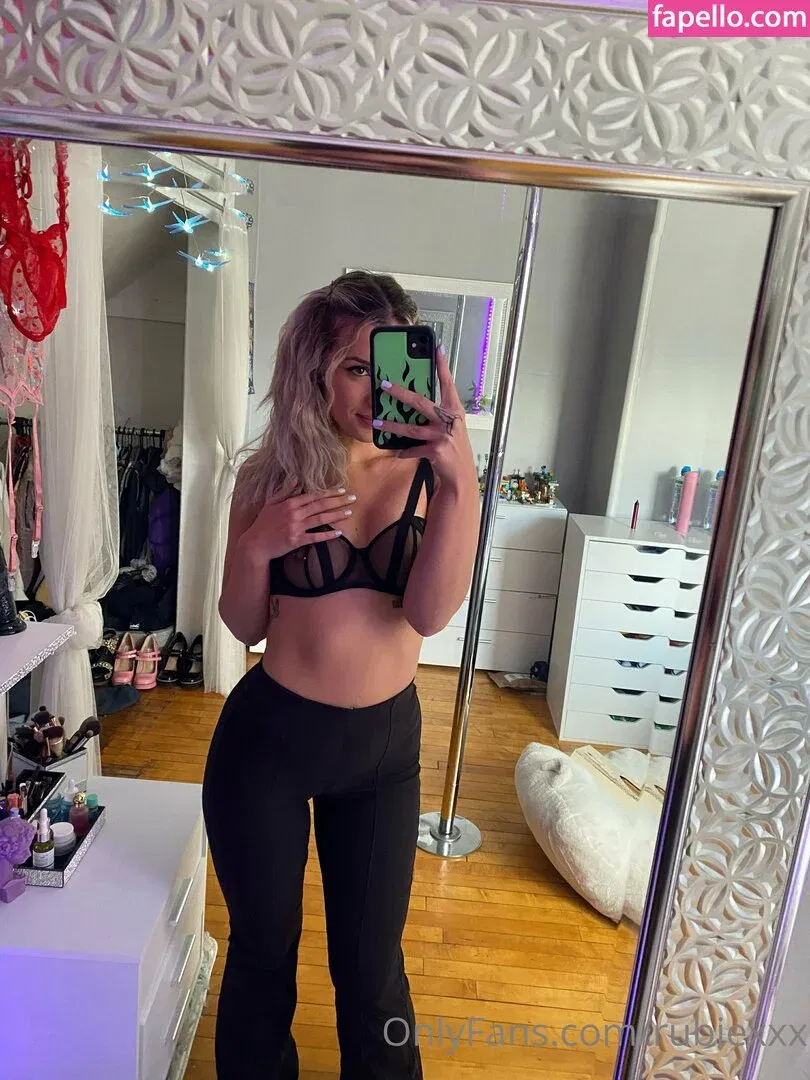 Rubiexxx Onlyfans Photo Gallery 