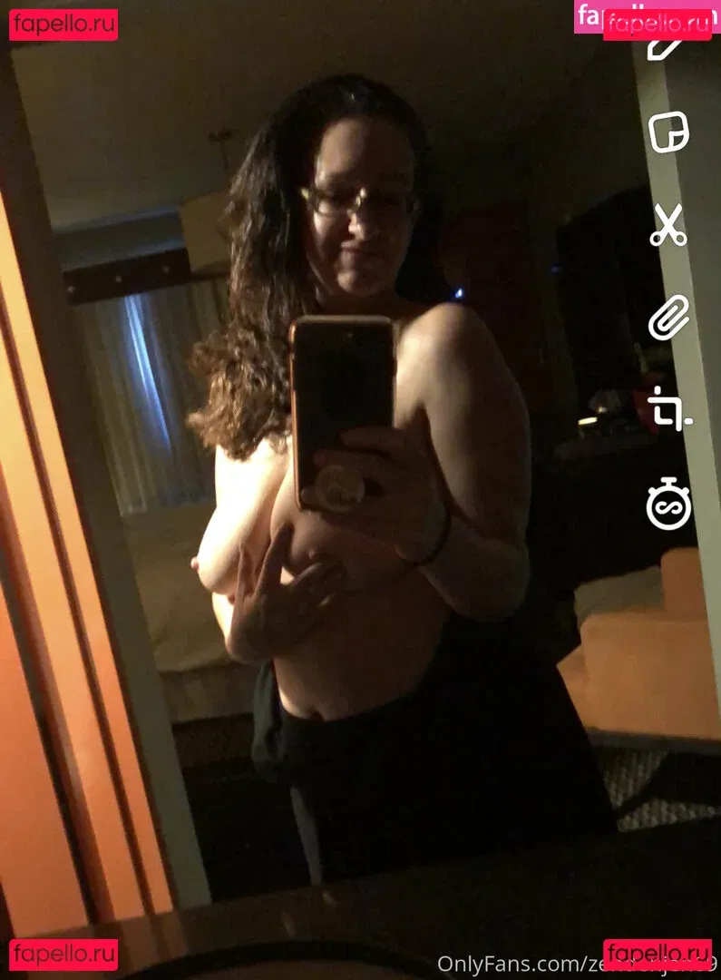 zendenjen69 Onlyfans Photo Gallery 