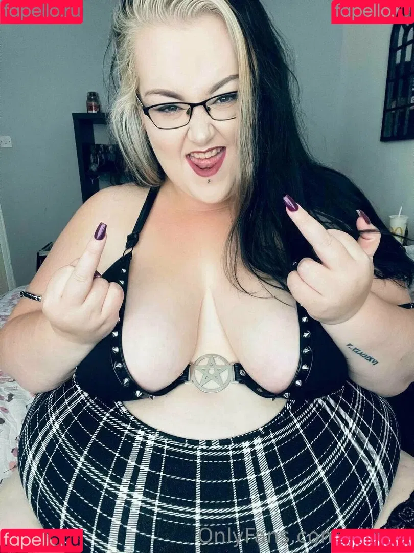 ellebb Onlyfans Photo Gallery 