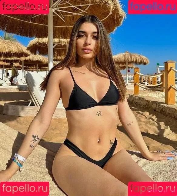 Sofia Crisafulli Onlyfans Photo Gallery 