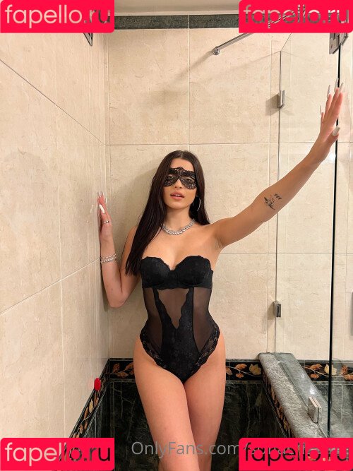 Sofia Crisafulli Onlyfans Photo Gallery 