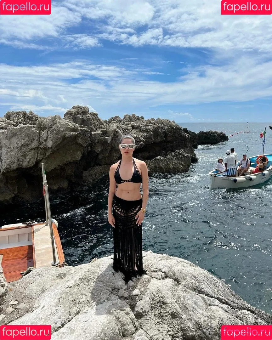 GKay Onlyfans Photo Gallery 
