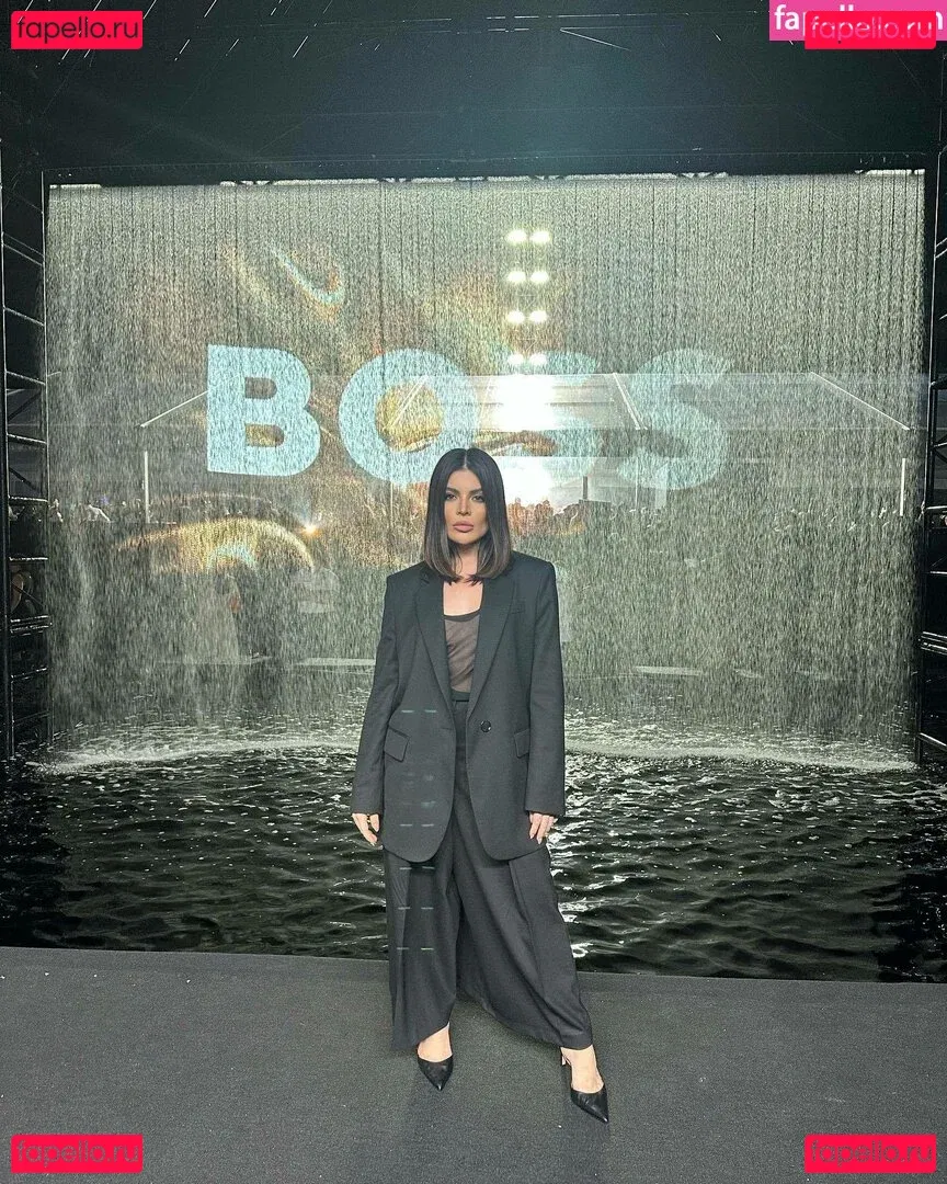 GKay Onlyfans Photo Gallery 