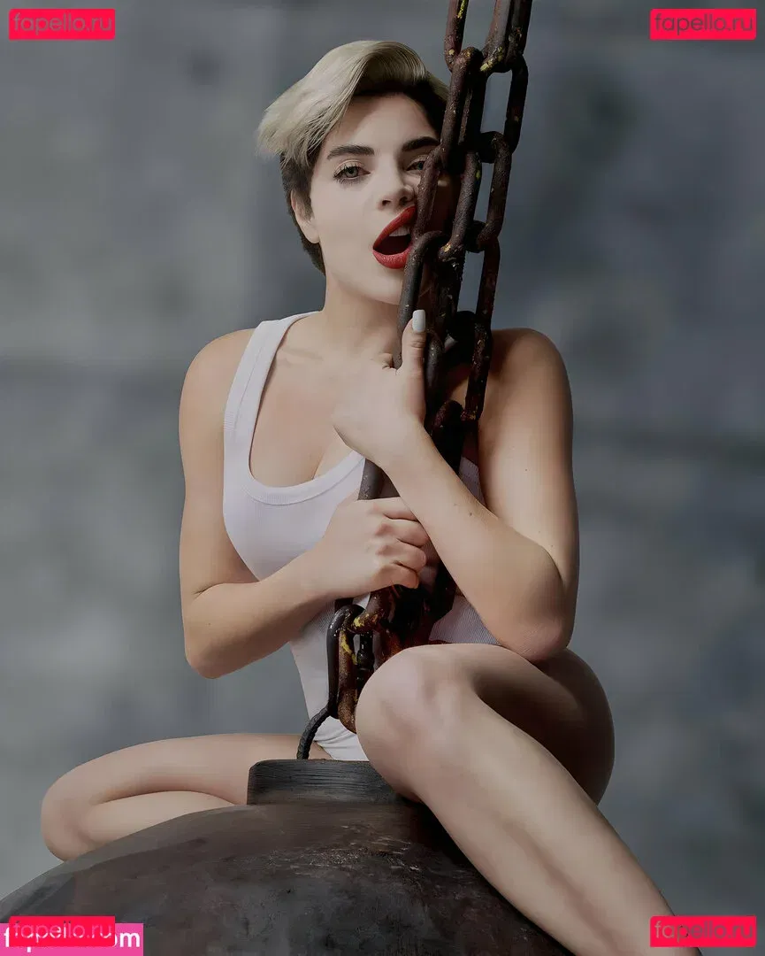 GKay Onlyfans Photo Gallery 