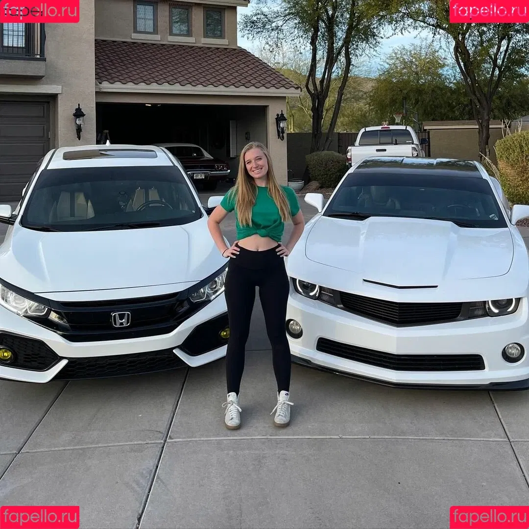 Kayla Rundle Onlyfans Photo Gallery 