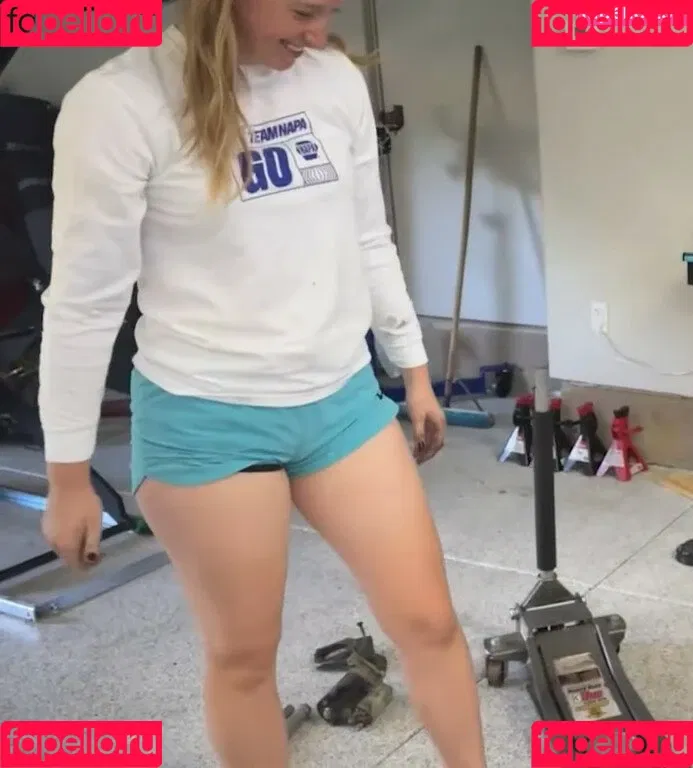 Kayla Rundle Onlyfans Photo Gallery 