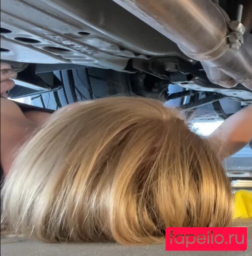 Kayla Rundle Onlyfans Photo Gallery 